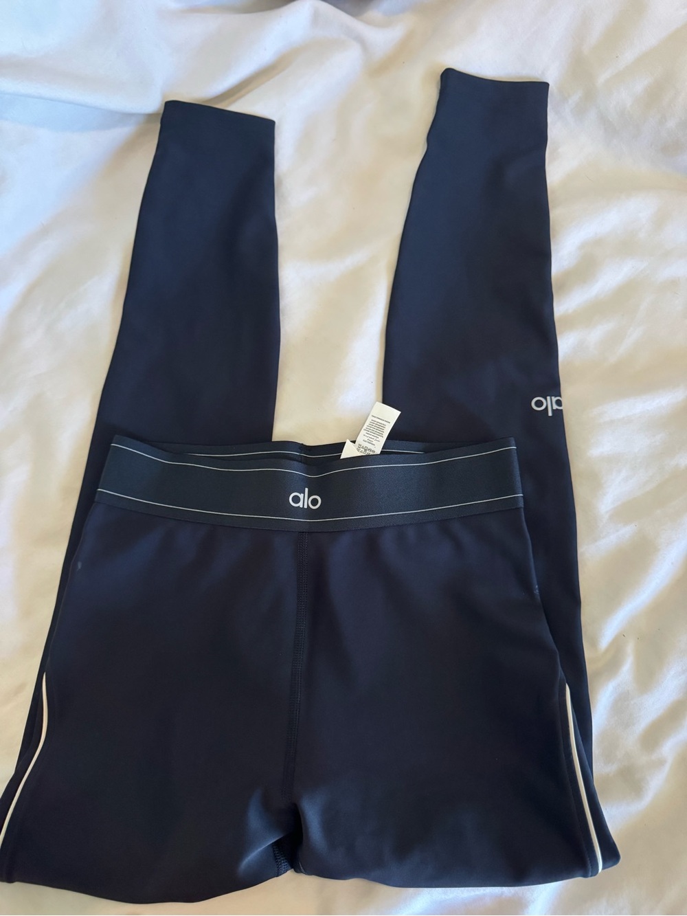 ALO Yoga Dupe Activewear Set – NWT – Size Small 🖤🤍 - Picture 4 of 4